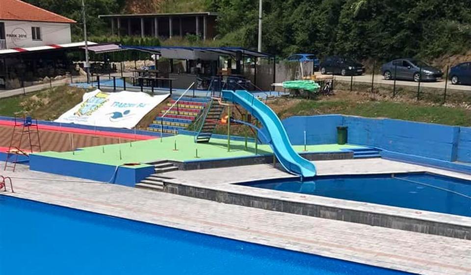 Bazen u Surdulici: Foto Fejsbuk profil Novice Tončeva