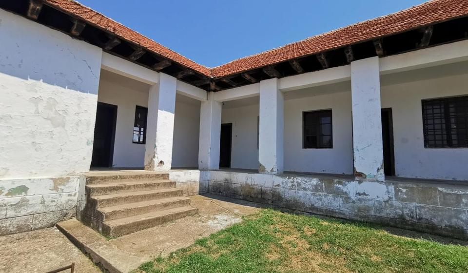 Školska zgrada pre sanacije. Foto vranje.rs