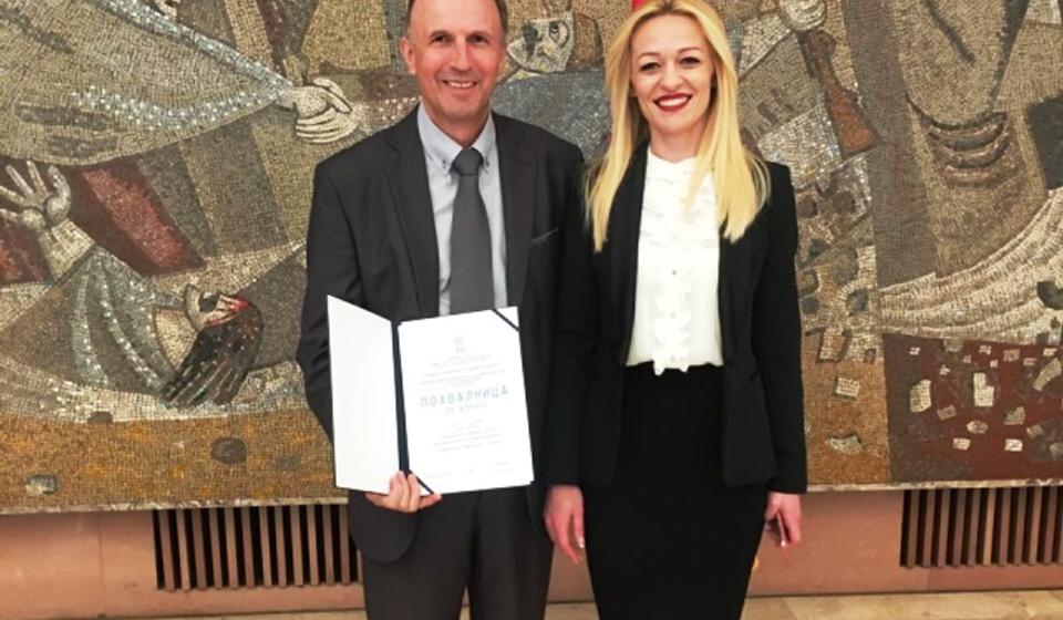 Trajković nakon uručenja nagrade. Foto Ministarstvo za rad