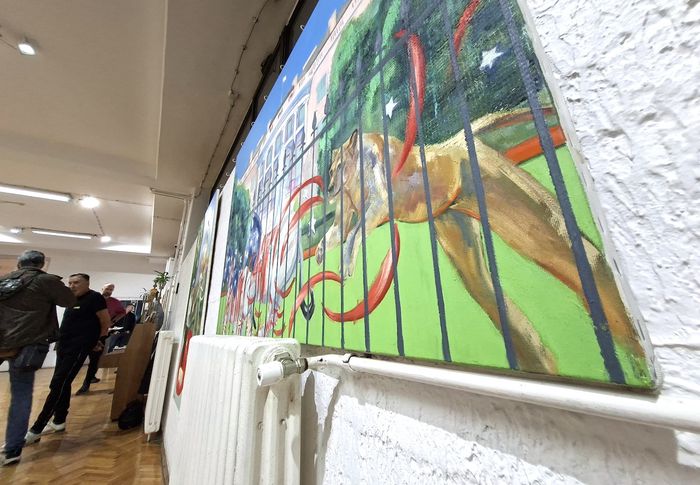 Izložba je otvorena u Galeriji Narodnog univerziteta u Vranju. Foto Vranje news