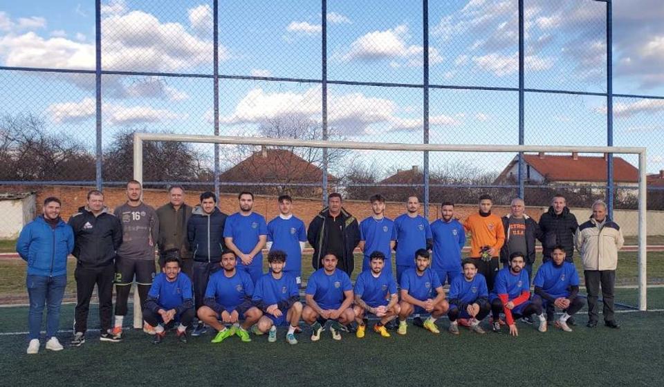 Prozivka fudbalera Radničkog na Gradskom stadionu u Vranju. Foto FK Radnički