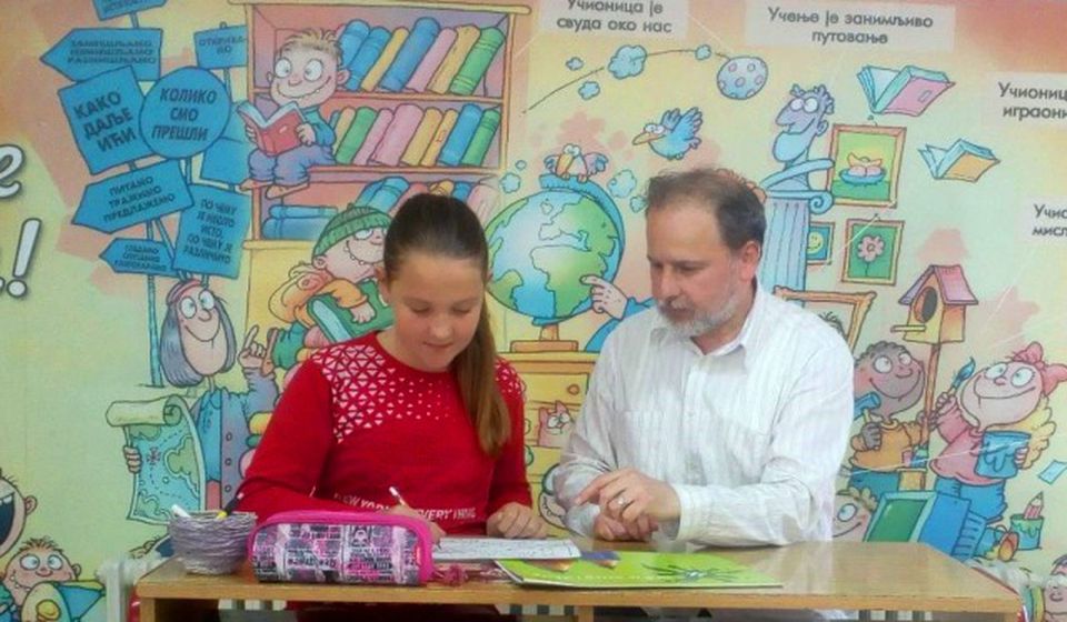 Rad koji daje rezultate: Sofija i njen učitelj Miomir Dejanović. Foto privatna arhiva