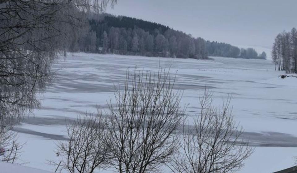 I Vlasina okovana snegom. Foto Vranje News