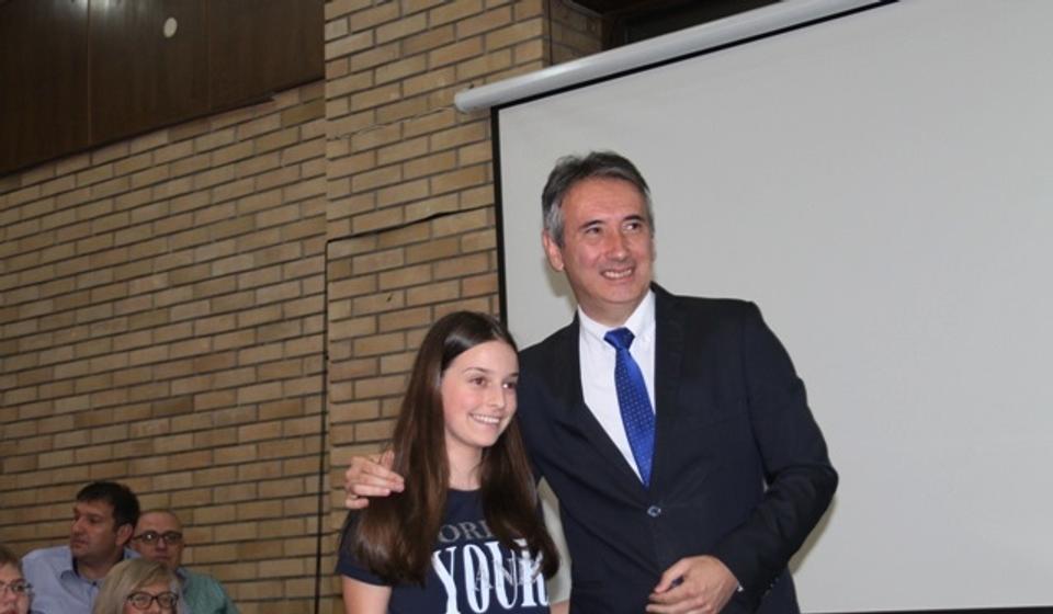 Anđela Ristić, đak generacije OŠ Kralj Petar Prvi Oslobodilac u Korbevcu. Foto VranjeNews