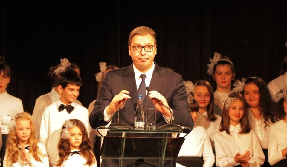 U Jumku plate 38.000 dinara, tvrdi Vučić. Foto Vranje News