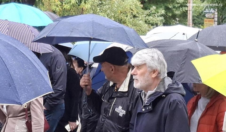 Bolje za džabe da šetam s naprednjacima, nego za džabe da prenosim skupštinske sednice: Zoran Veličković Zuja, vlasnik RTV doo. Foto Vranje news