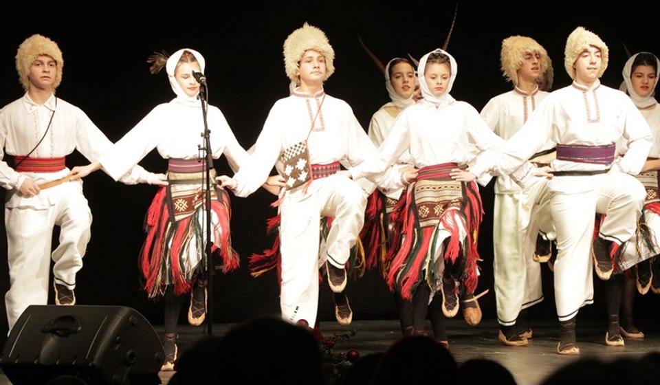 Gosti iz Niša: KUD Mozaik. Foto Vranje News