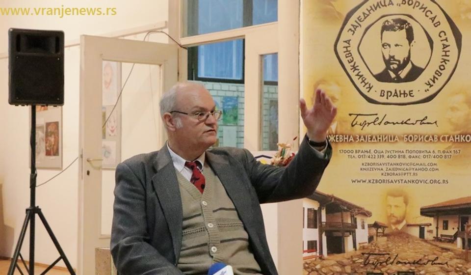 Knjiga je studija o upradu pripadnika Hrvatskog revolucionarnog bratstva u SFRJ 1972, ubačenih s ciljem podizanja ustanka u BiH i Hrvatskoj: Nenad Petrović. Foto Vranje News