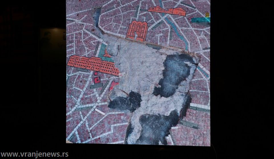 Mozaik mapa u periodu pre rekonstrukcije, sa znatnim oštećenjima. Foto Vranje News