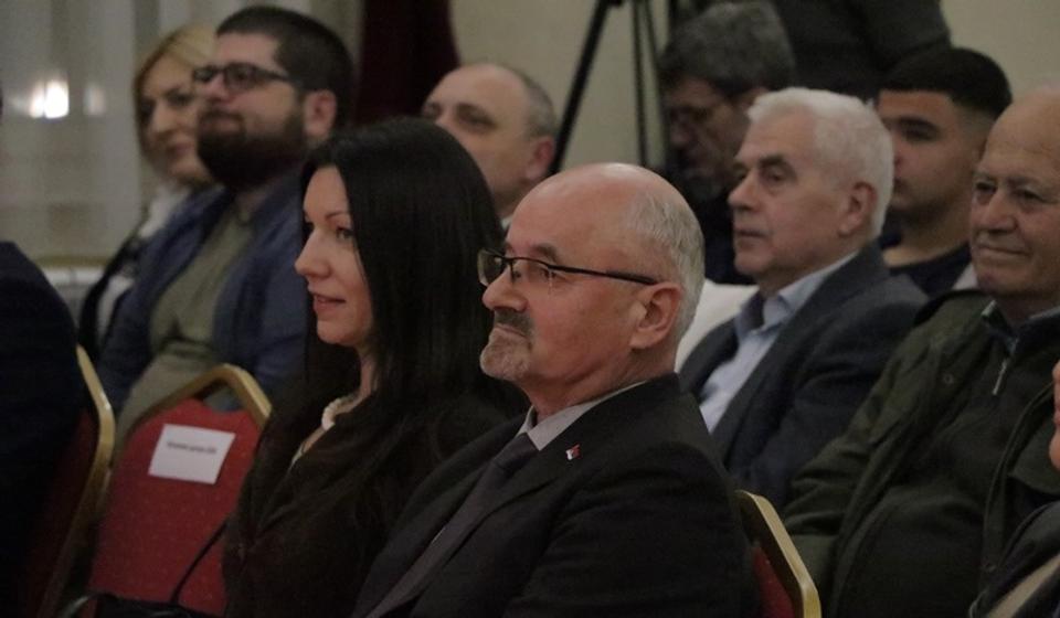 Zoran Lubura na promociji. Foto Vranje News