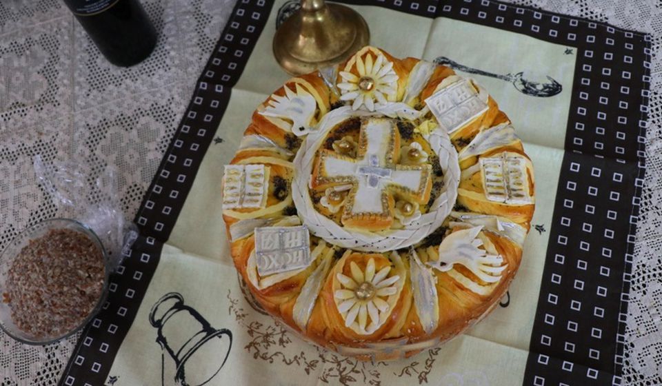 Stranački slavski kolač za ovu godinu. Foto Vranje News