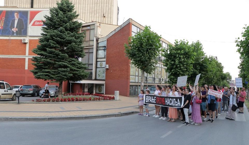 Sa četvrtog protesta u Vranju. Foti Vranje News