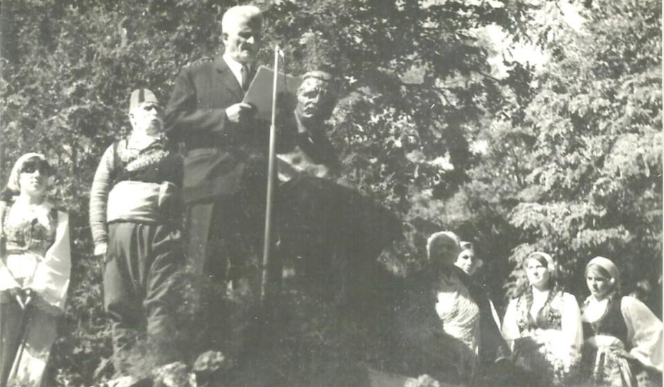 Prvu Borinu nedelju u Gradskom parku u Vranju 20. oktobra 1967. otvorio je Rista Simonović. Foto porodična arhiva Tomislava R. Simonovića