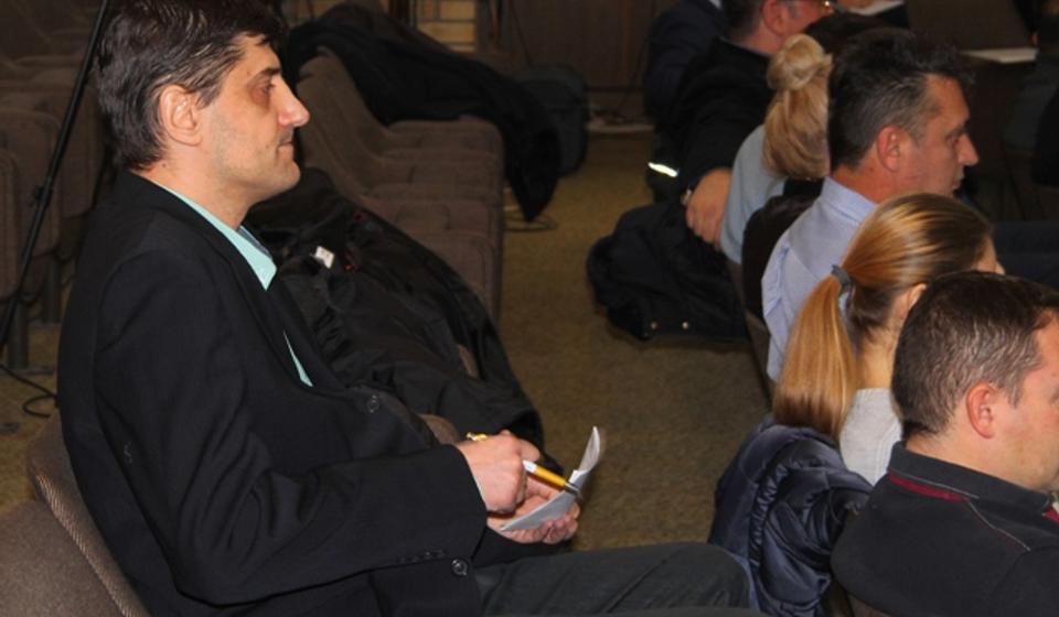Dušan Mladenović u odborničkoj klupi Skupštine grada. Foto VranjeNews