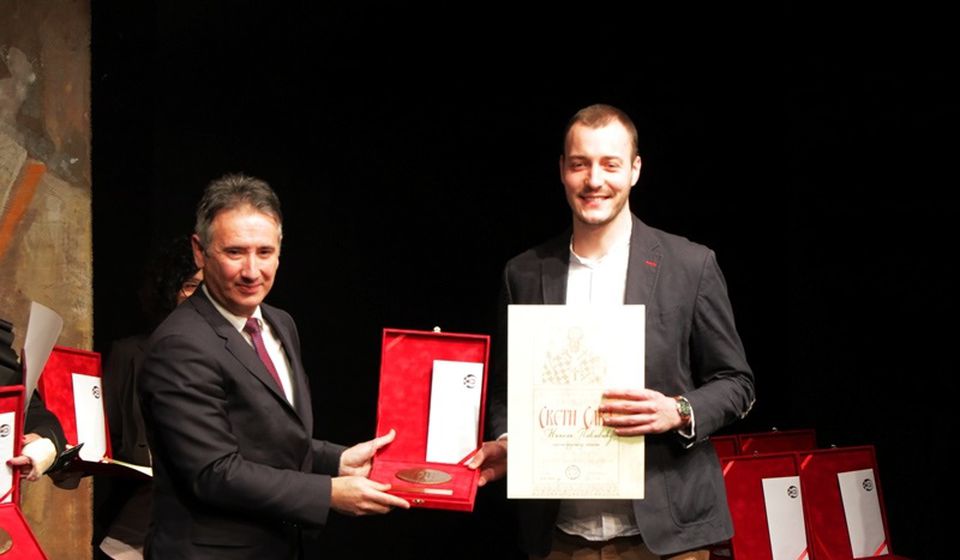 Nagrađen i veroučitelj Nikola Pavlović. Foto Vranje News