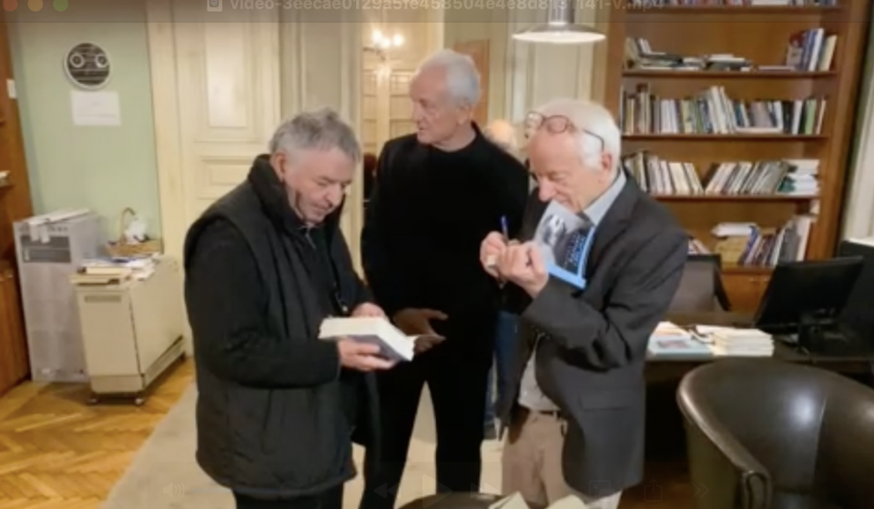 Hodel (desno) na promociji u Beogradu. Foto S.S.