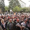 Odlučni da idu do kraja: radnici bivše Koštane u subotu ispred zgrade Gradske uprave. Foto VranjeNews