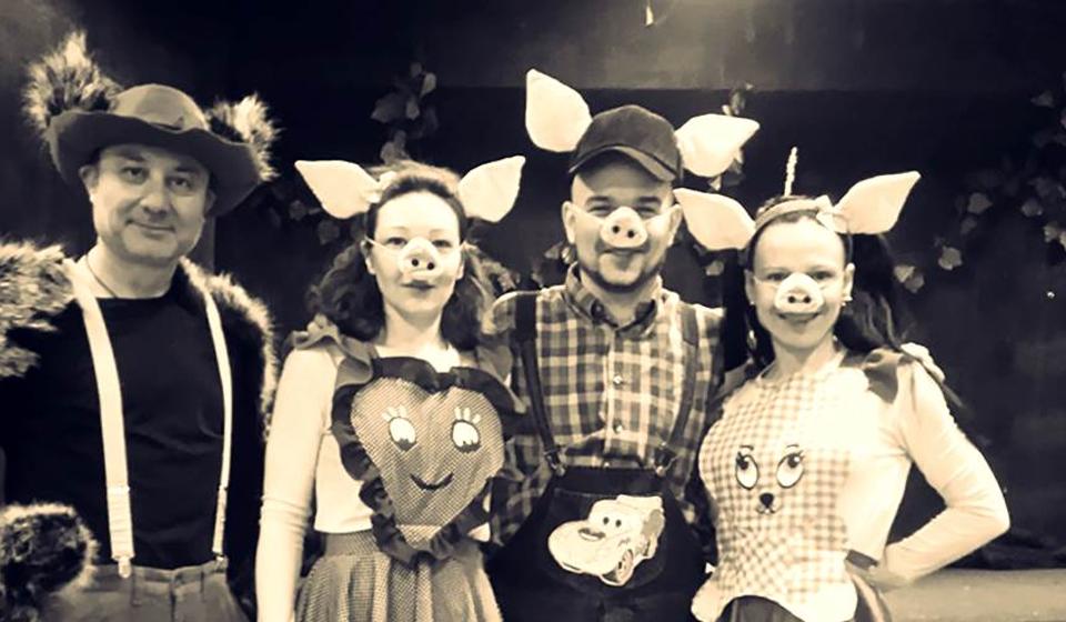 Tri praseta. Foto PBS