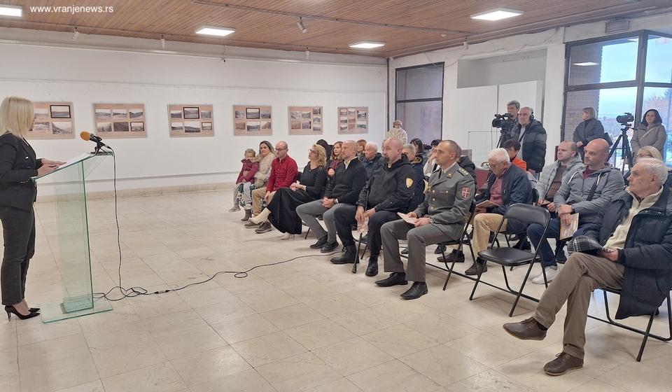 Detalj sa promocije i otvaranja izložbe o Risti T. Nikoliću. Foto Vranje news