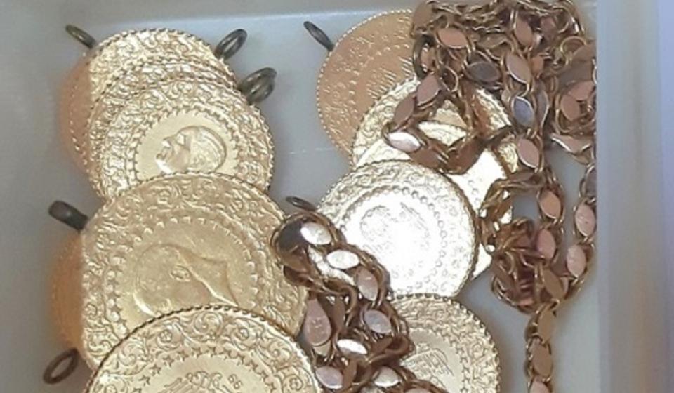 Zlatni lanac od pola metra. Foto Uprava carina