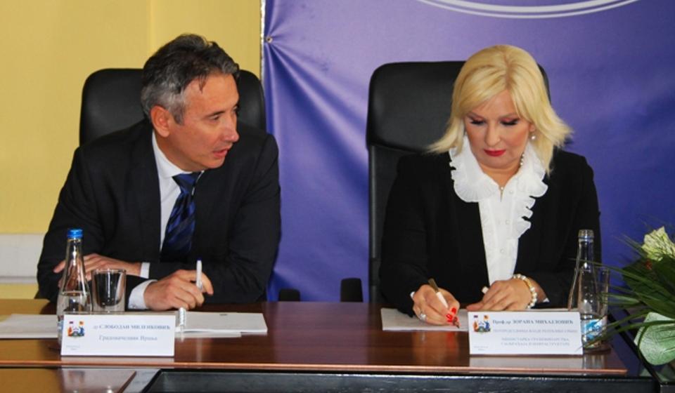Gradonačelnik Vranja Slobodan Milenković i ministarka Mihajlović. Foto VranjeNews