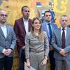 Improvizovana konferencija za medije odborničke grupe Hrabro za Vranje pre početka današnje sednice. Foto Vranje news