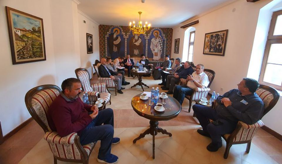 Sednica IO za proslavu jubileja održana u nedelju u Kraljevom konaku Manastira Prohor Pčinjski. Foto Eparhija vranjska