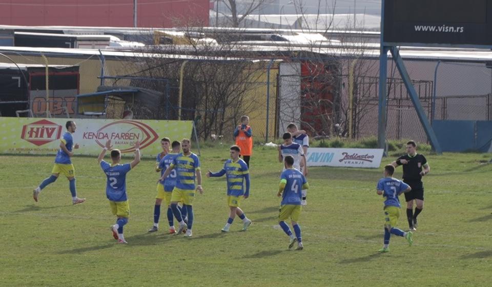Obezbedili plasman u Srpsku ligu Istok: fudbaleri Dinamo Jug-a. Foto ilustracija Vranje news