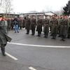 Komandat Kopnene vojske general potpukovnik Milosav Simović i komandant Četvrte brigade KoV brigadni general Novica Petrović na današnjoj vojnoj svečanosti. Foto Vranje News