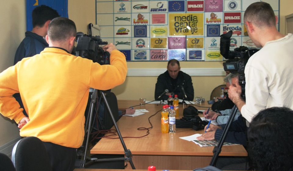 Godine 2010. na konferenciji za medije. Foto Vranjenews