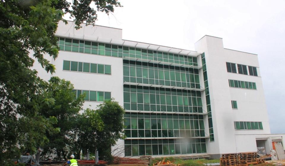 Ovako trenutno izgleda Hirurški blok spolja. Foto VranjeNews