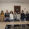 Jug Đorđević sa članovima ansambla i ljudima iz uprave na početku pripreme predstave. Foto Nikšićko pozorište