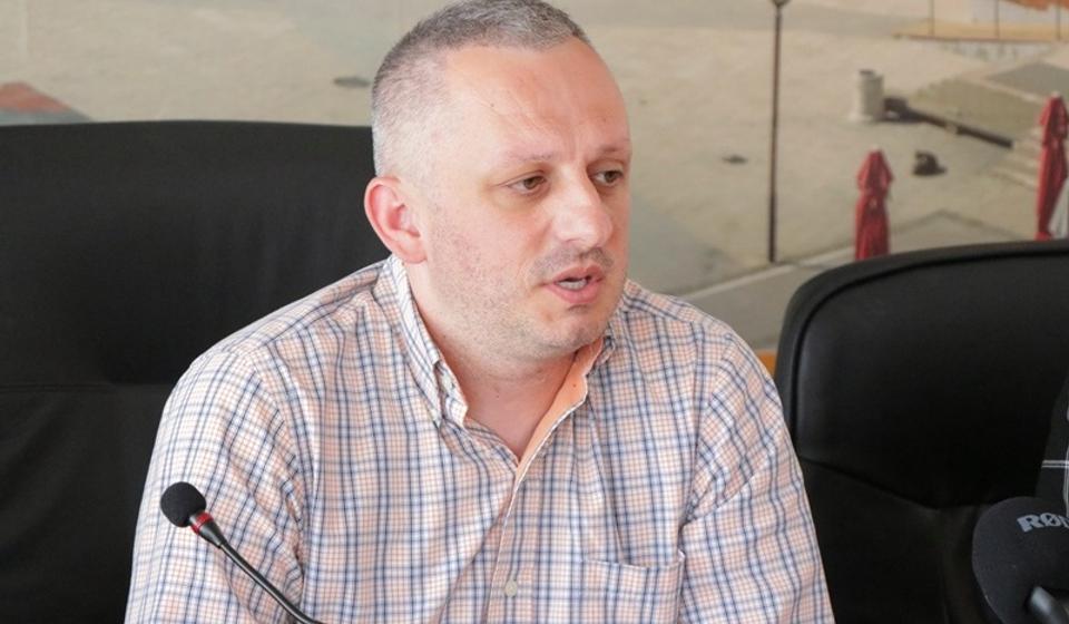 Želimo da mladi ostanu ovde: Sali Salihi. Foto Vranje News