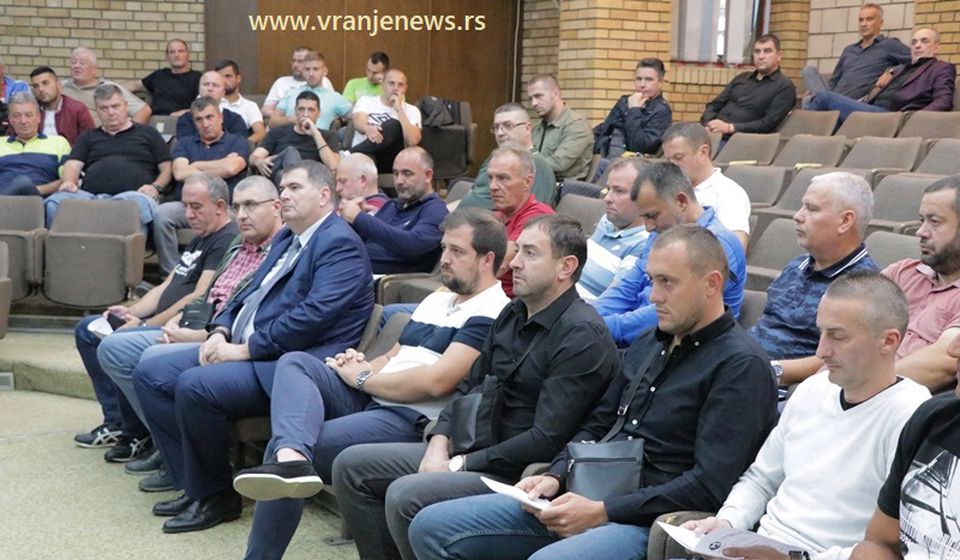 Detalj sa vanredne izborne sednice FSPO održane u Vranju u petak 16. septembra. Foto Vanje News