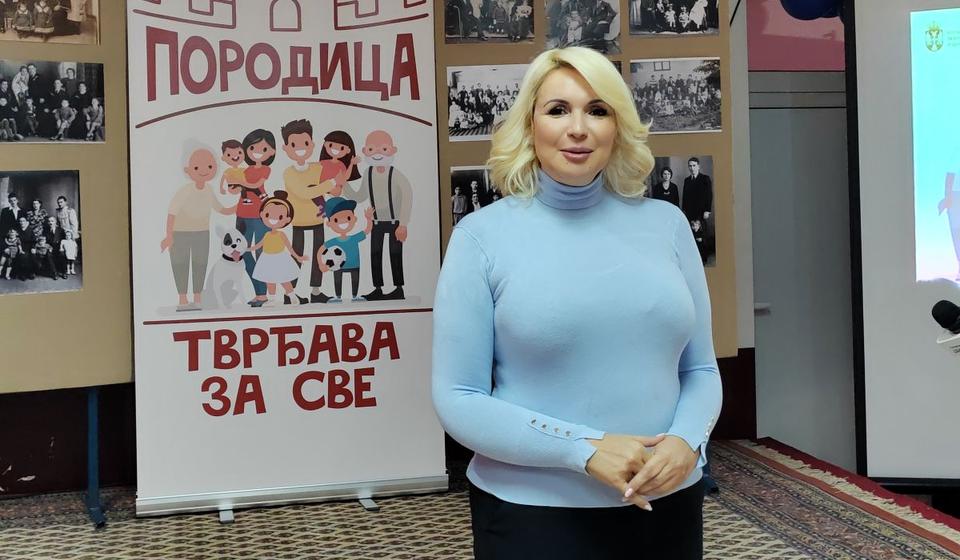 Darija Kisić danas u Vukovoj školi. Foto vranje.org.rs