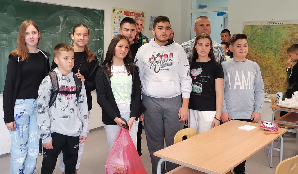 Mladi šahisti iz osnovne škole u Levosoju. Foto S.Ž.