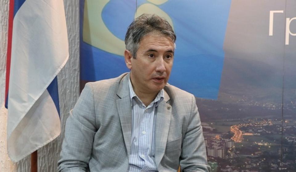 Osnovni cilj sprovedenih obuka je smanjenje niskog nivoa zaposlenosti, posebno Romkinja :Slobodan Milenković. Foto Vranje News