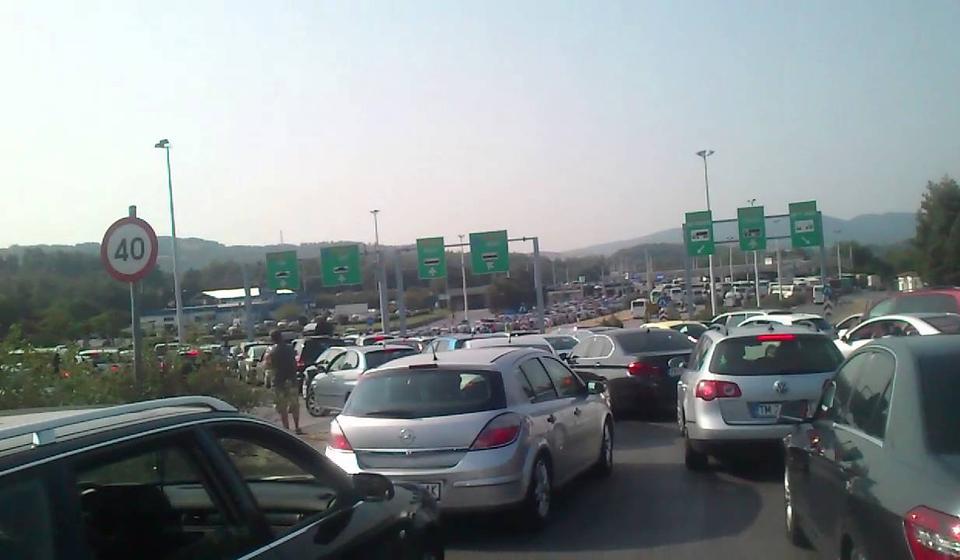 Granični prelaz Evzoni. Screenshot Youtube