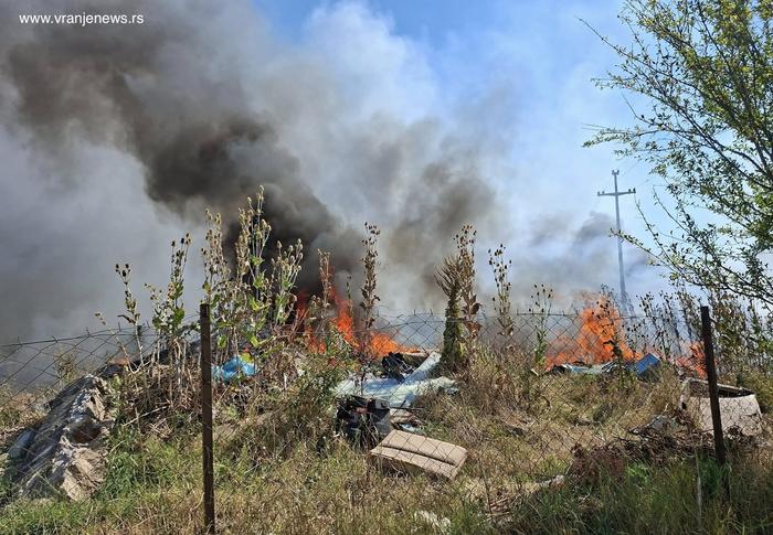 Jedan od letošnjih požara u okolini Vranja. Foto Vranje news