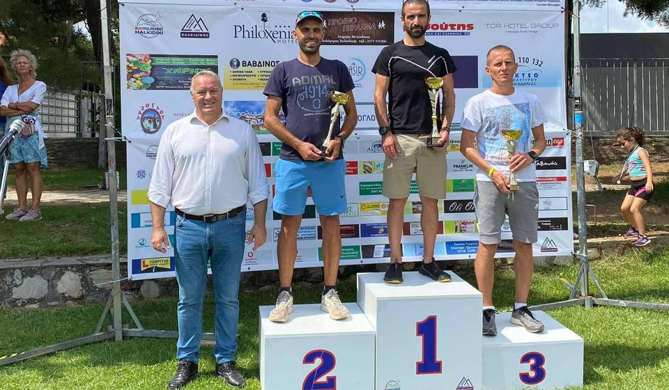 Kristijanu Stošiću treće mesto. Foto AK Vranjski maratonci