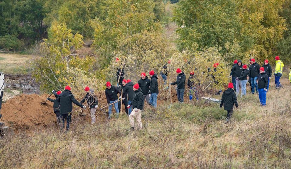 Volonterska akcija u okolini Vlasinskog jezera. Foto Dejan Đurđević