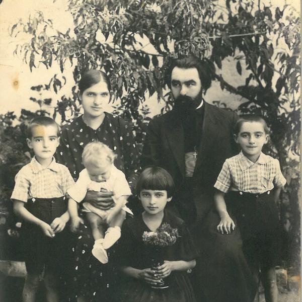 Foto izvor: porodični album Nebojše Veljkovića, Krampusovog sestrića i jedinog potomka porodice Popović