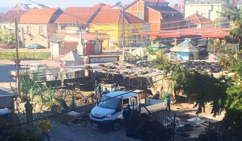 Na početku uklanjanja. Foto lična arhiva