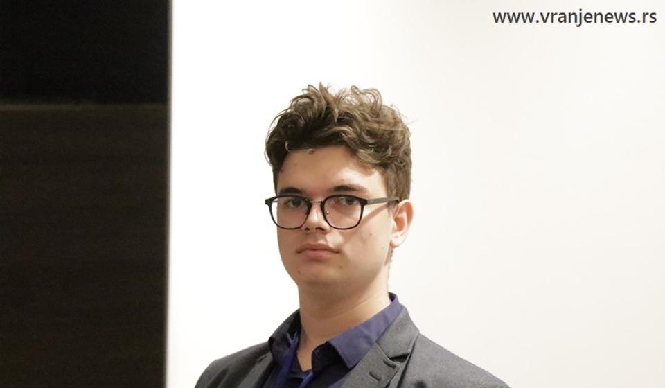 Smanjenje budžeta za omladinsku politiku od 62 odsto u odnosu na 2022: Đorđe Stojanović. Foto Vranje News