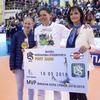 Jelena Stanimirović sa nagradom namenjenom MVP-u finala Kupa. Foto OS Srbije