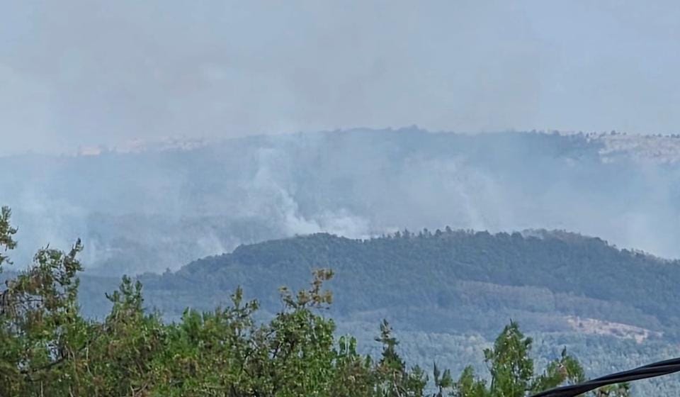 Požar kod Lukova se širi ka Bareliću