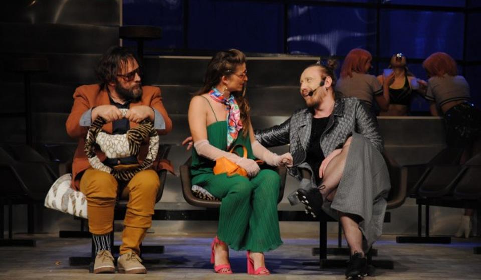 Detalj iz predstave Svici. Foto npl.org.rs