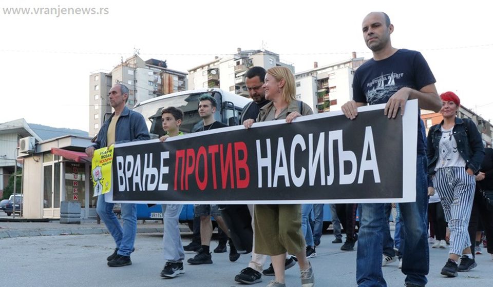 Sa današnje protestne šetnje. Foto Vranje News