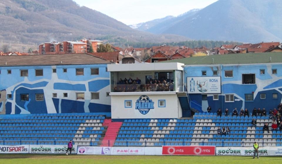Možda i poslednji meč Dinama na stadionu u Surdulici. Foto VranjeNews
