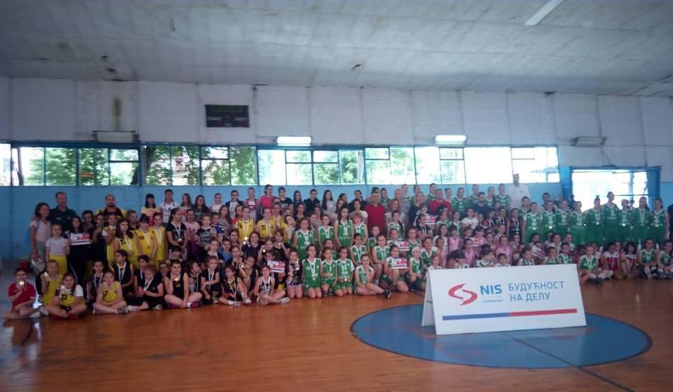 Početak Minibaskijade u Leskovcu. Foto KK Panteri